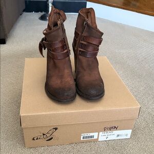 Freebird by Steven Brown Leather Ankle Boots size 7